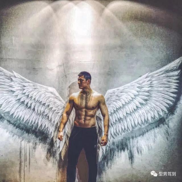 颜值不输宁泽涛,这样的游泳男神请给我来一打~ 颜值不输宁泽涛,这样的游泳男神请给我来一打~