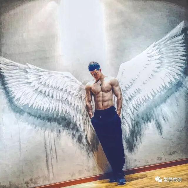 颜值不输宁泽涛,这样的游泳男神请给我来一打~ 颜值不输宁泽涛,这样的游泳男神请给我来一打~