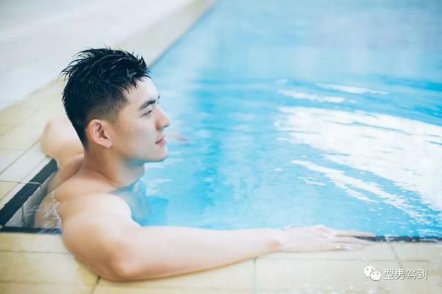 颜值不输宁泽涛,这样的游泳男神请给我来一打~ 颜值不输宁泽涛,这样的游泳男神请给我来一打~