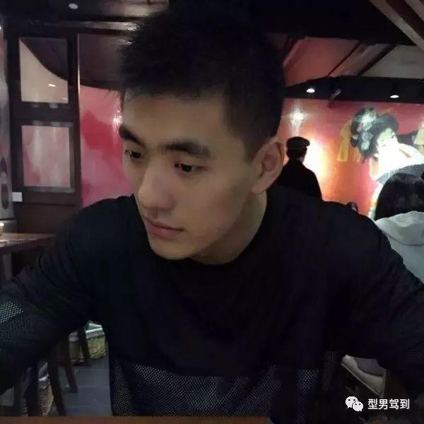 颜值不输宁泽涛,这样的游泳男神请给我来一打~ 颜值不输宁泽涛,这样的游泳男神请给我来一打~