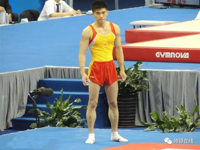 肌肉体操帅哥纪练深火了,萌脸小奶狗有颜有实力~ 肌肉体操帅哥纪练深火了,萌脸小奶狗有颜有实力~