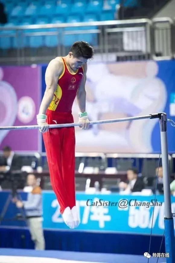 肌肉体操帅哥纪练深火了,萌脸小奶狗有颜有实力~ 肌肉体操帅哥纪练深火了,萌脸小奶狗有颜有实力~