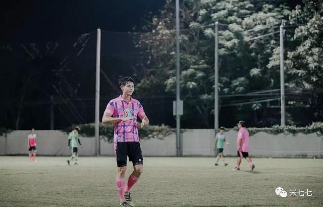 我发现惹泰国最帅的男孩纸!!三胖Jamesji 我发现惹泰国最帅的男孩纸!!三胖Jamesji