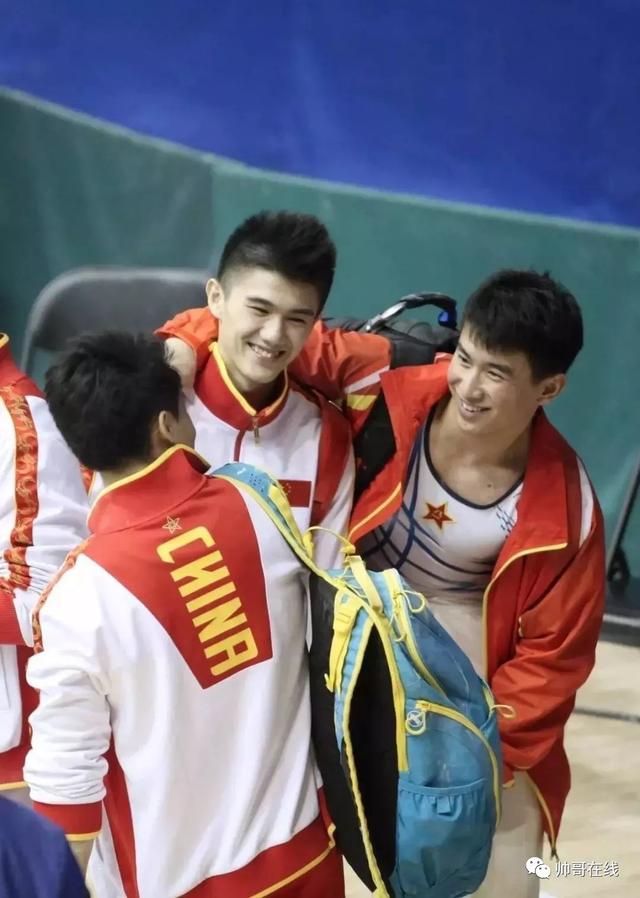 肌肉体操帅哥纪练深火了,萌脸小奶狗有颜有实力~ 肌肉体操帅哥纪练深火了,萌脸小奶狗有颜有实力~