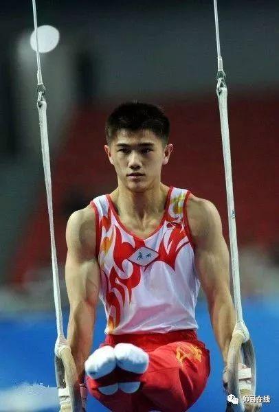 肌肉体操帅哥纪练深火了,萌脸小奶狗有颜有实力~ 肌肉体操帅哥纪练深火了,萌脸小奶狗有颜有实力~