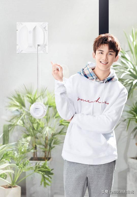 吴磊式教科书级穿搭,带你领略最新时尚潮流趋势 吴磊式教科书级穿搭,带你领略最新时尚潮流趋势