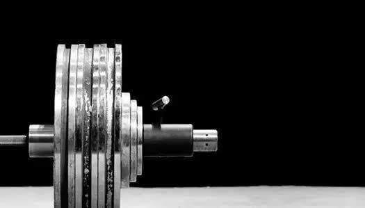 为什么要进行大重量训练呢?这是一个不断适应新压力的过程 为什么要进行大重量训练呢?这是一个不断适应新压力的过程