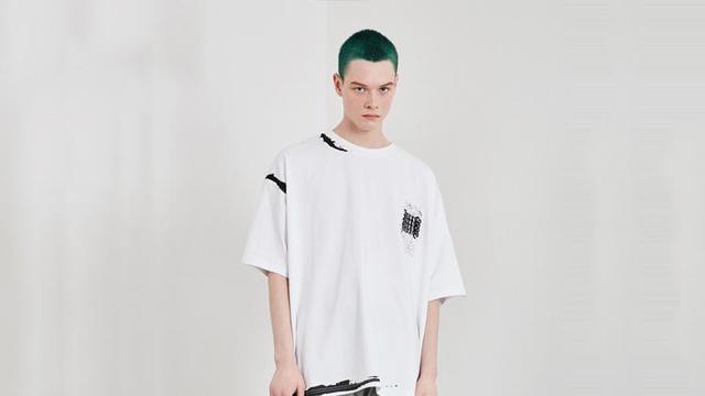 夏日T恤应该怎么挑?注意这些小细节 夏日T恤应该怎么挑?注意这些小细节