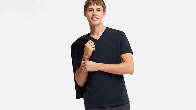 夏日T恤应该怎么挑?注意这些小细节 夏日T恤应该怎么挑?注意这些小细节