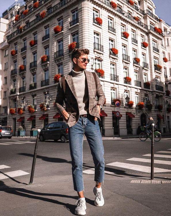 穿牛仔裤懒得卷裤脚?试试时髦的毛边款式 穿牛仔裤懒得卷裤脚?试试时髦的毛边款式