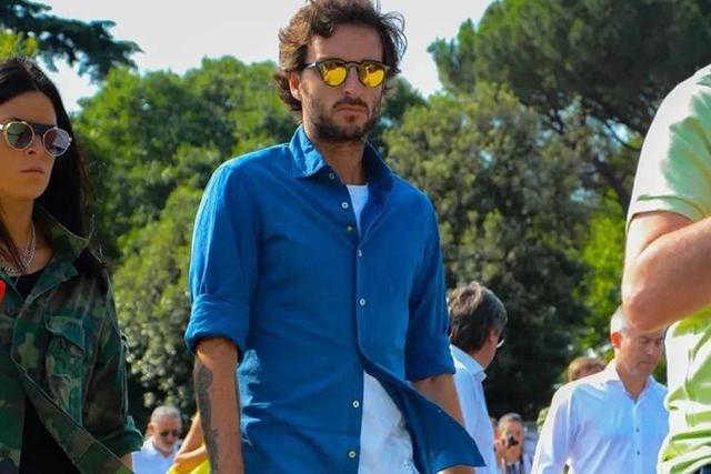 换季这样穿牛仔衬衫,气质甩路人几条街 换季这样穿牛仔衬衫,气质甩路人几条街