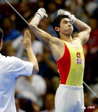 94年体操小将纪练深凭借颜值腱子肉走红 94年体操小将纪练深凭借颜值腱子肉走红