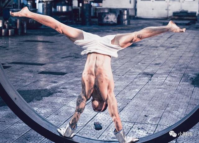94年体操小将纪练深凭借颜值腱子肉走红 94年体操小将纪练深凭借颜值腱子肉走红