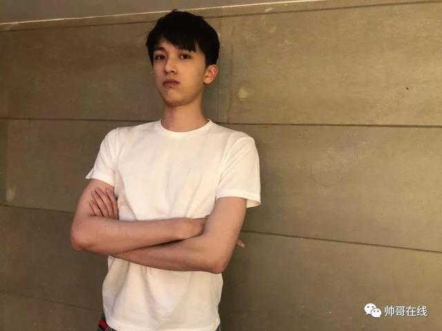 盘一盘青春的偶像,独具一格的校草——赵某某! 盘一盘青春的偶像,独具一格的校草——赵某某!