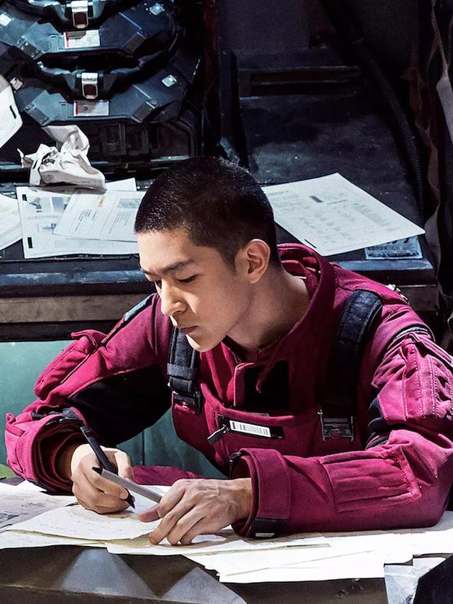 从寸头的刘启,到温文尔雅的五阿哥,再到到满是心机的影子长安 从寸头的刘启,到温文尔雅的五阿哥,再到到满是心机的影子长安