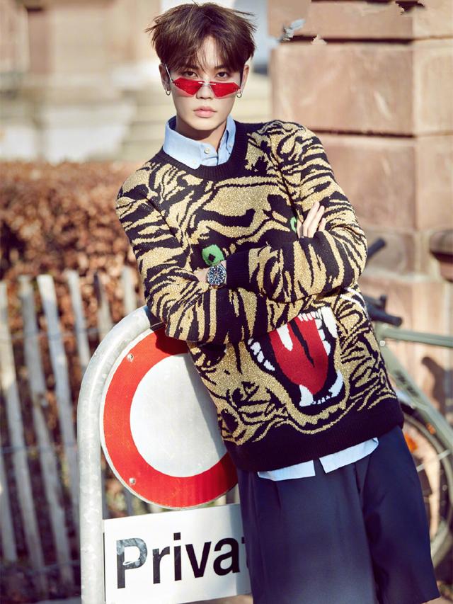 林彦俊全新大片来袭,7套造型齐上线,制霸秒变时髦精! 林彦俊全新大片来袭,7套造型齐上线,制霸秒变时髦精!