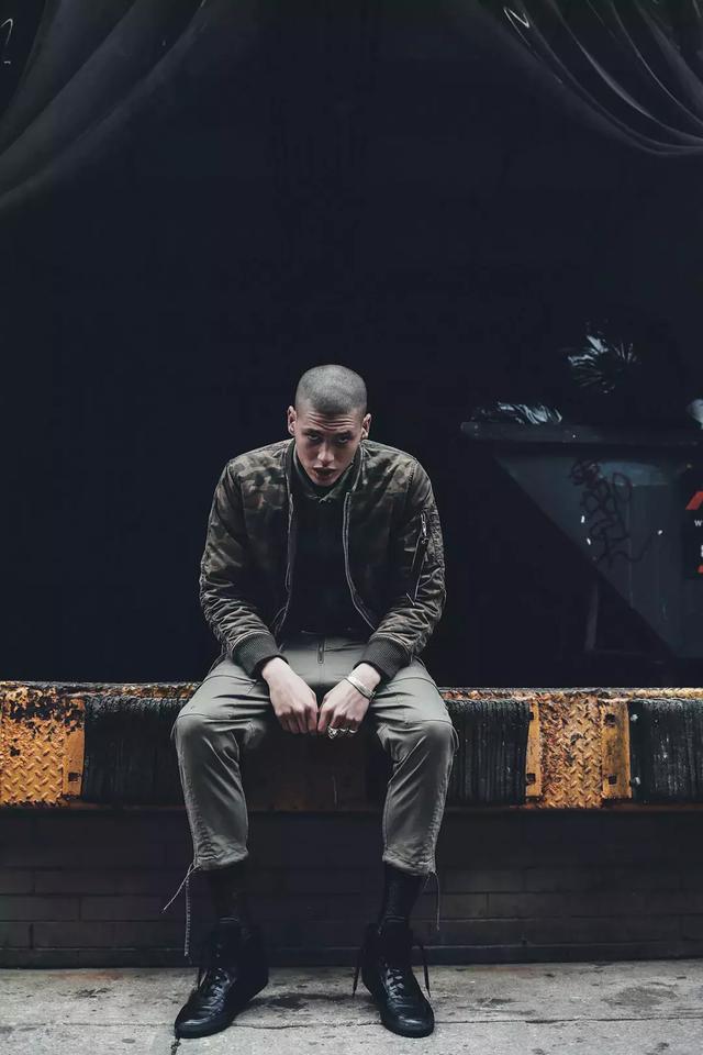 会穿「迷彩」的男人,每天都绯闻不断! 会穿「迷彩」的男人,每天都绯闻不断!