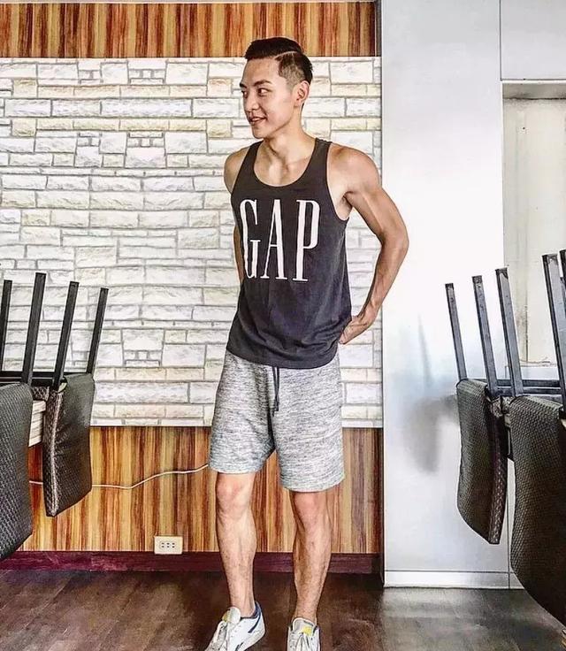 台大体育生校草,满屏荷尔蒙公狗腰吸睛撩粉 台大体育生校草,满屏荷尔蒙公狗腰吸睛撩粉