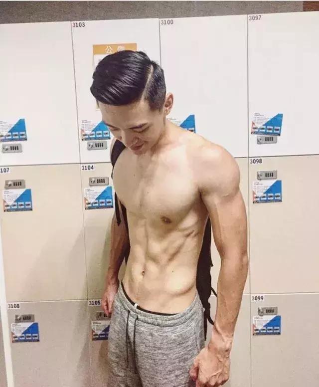 台大体育生校草,满屏荷尔蒙公狗腰吸睛撩粉 台大体育生校草,满屏荷尔蒙公狗腰吸睛撩粉