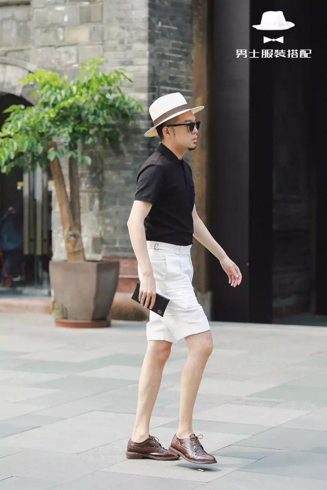 不知道穿什么的时候,记得来街拍找找灵感 不知道穿什么的时候,记得来街拍找找灵感