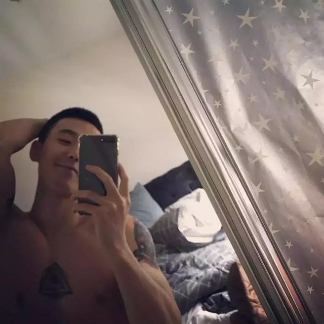 曾经咸蛋家的红人主播 就是他 曾经咸蛋家的红人主播 就是他