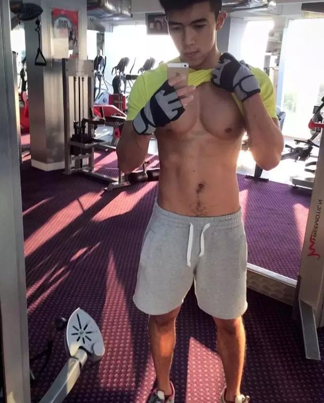 又一台湾小鲜肉走红,因为这张爆图! 又一台湾小鲜肉走红,因为这张爆图!