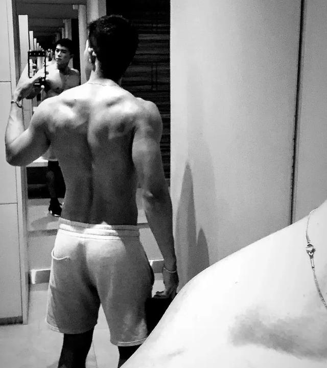 又一台湾小鲜肉走红,因为这张爆图! 又一台湾小鲜肉走红,因为这张爆图!