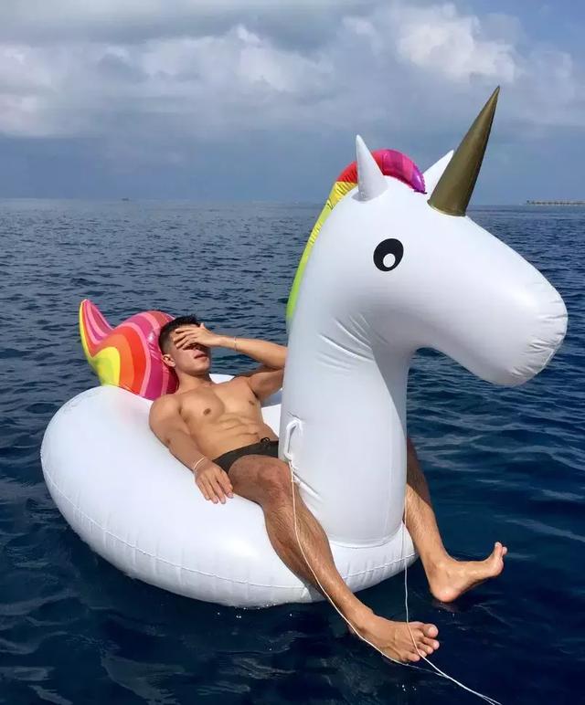 又一台湾小鲜肉走红,因为这张爆图! 又一台湾小鲜肉走红,因为这张爆图!