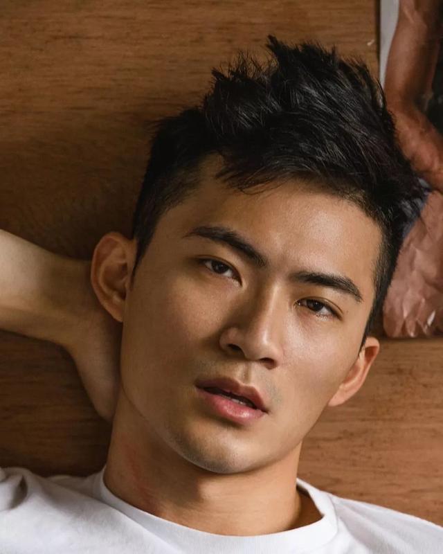 台湾第一基佬天菜,绝对的大帅哥,可口想扑倒! 台湾第一基佬天菜,绝对的大帅哥,可口想扑倒!