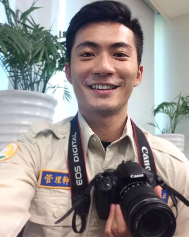 台湾第一基佬天菜,绝对的大帅哥,可口想扑倒! 台湾第一基佬天菜,绝对的大帅哥,可口想扑倒!