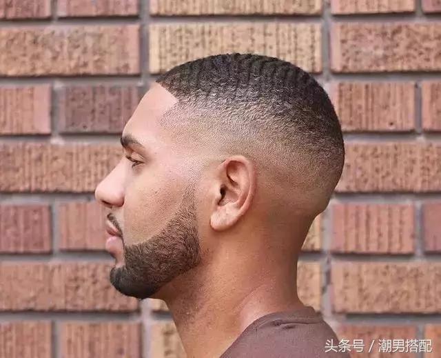 今夏必备的30个男士发型,选对了可以帅一整个夏天! 今夏必备的30个男士发型,选对了可以帅一整个夏天!