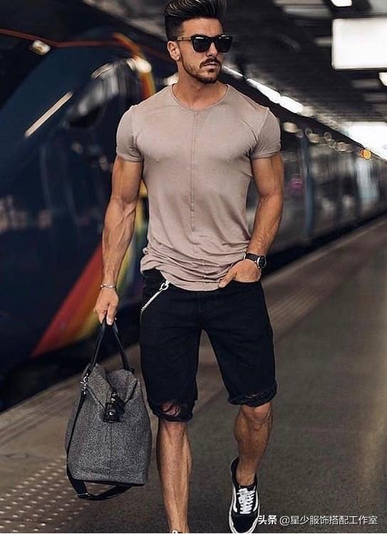 男人夏天不想输?穿好这5件短裤 男人夏天不想输?穿好这5件短裤