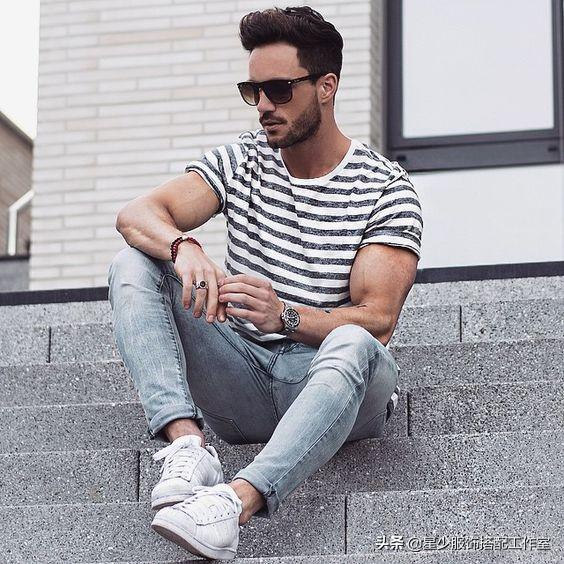 男人穿T恤,夏天无惊喜?条纹变海魂,六种搭配更显男人味 男人穿T恤,夏天无惊喜?条纹变海魂,六种搭配更显男人味