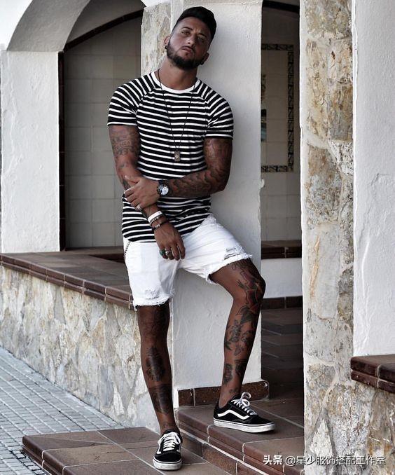男人穿T恤,夏天无惊喜?条纹变海魂,六种搭配更显男人味 男人穿T恤,夏天无惊喜?条纹变海魂,六种搭配更显男人味