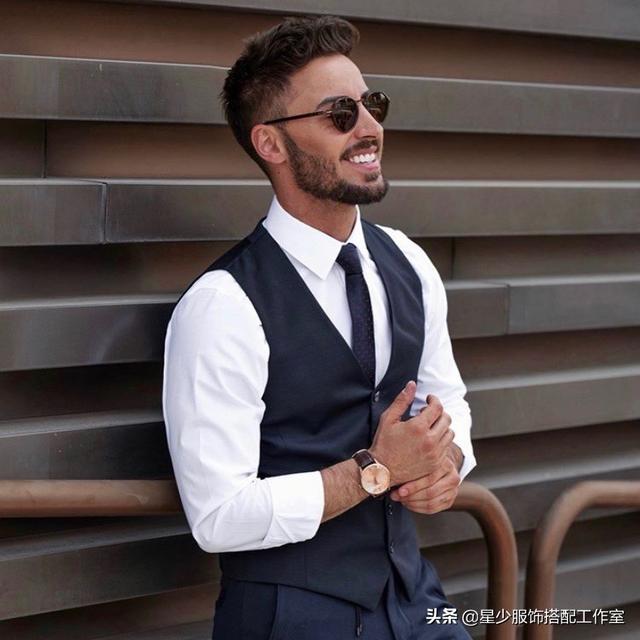 夏天男士衬衫怎么穿?3个技巧教你穿出闷骚范儿 夏天男士衬衫怎么穿?3个技巧教你穿出闷骚范儿