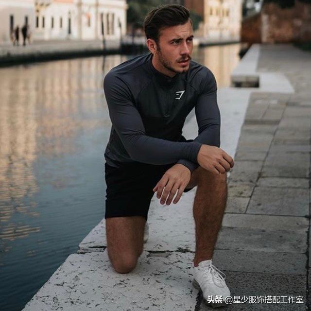 男人长袖短裤椰子鞋丑?从“被吐槽”到“被夸赞” 男人长袖短裤椰子鞋丑?从“被吐槽”到“被夸赞”