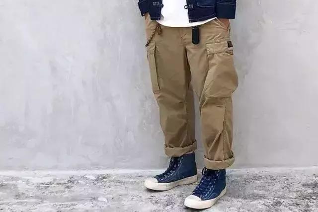 大地色穿搭才是正解,不上黑白灰! 大地色穿搭才是正解,不上黑白灰!