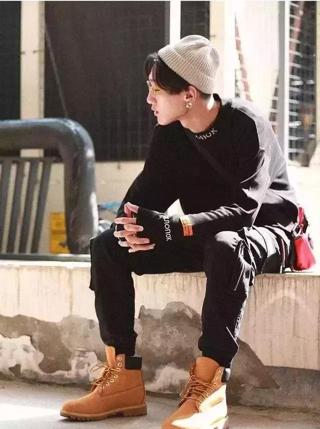 能把卫衣穿好的男人,才是真正懂穿衣的男神! 能把卫衣穿好的男人,才是真正懂穿衣的男神!