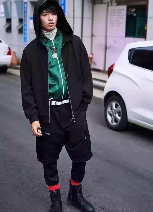 能把卫衣穿好的男人,才是真正懂穿衣的男神! 能把卫衣穿好的男人,才是真正懂穿衣的男神!