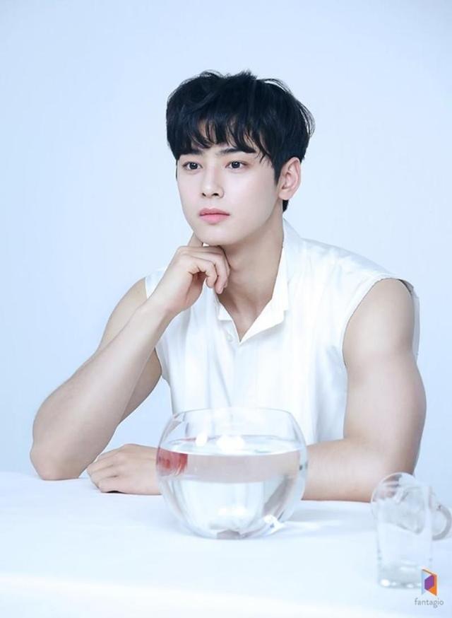 看似是「白斩鸡」的车银优肌肉又升级了:硬汉气质扑面而来 看似是「白斩鸡」的车银优肌肉又升级了:硬汉气质扑面而来