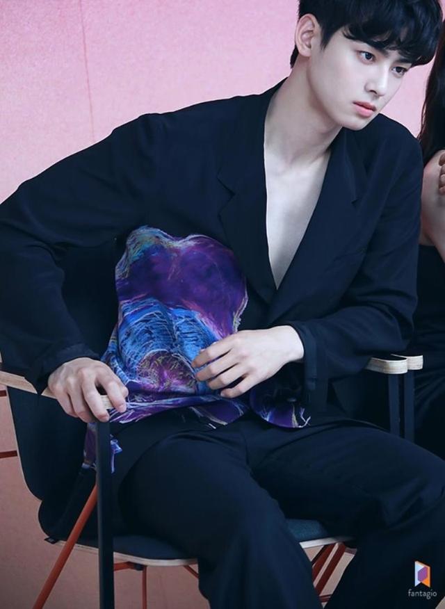 看似是「白斩鸡」的车银优肌肉又升级了:硬汉气质扑面而来 看似是「白斩鸡」的车银优肌肉又升级了:硬汉气质扑面而来