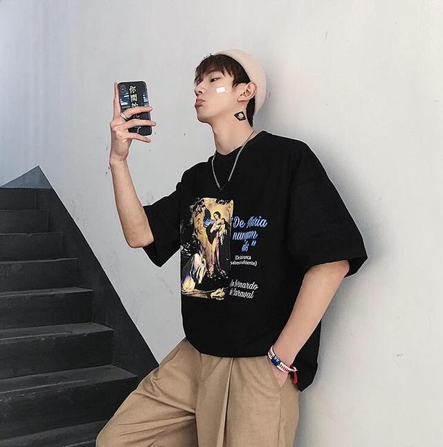 这几款衣服上身,足以引爆潮流风 这几款衣服上身,足以引爆潮流风