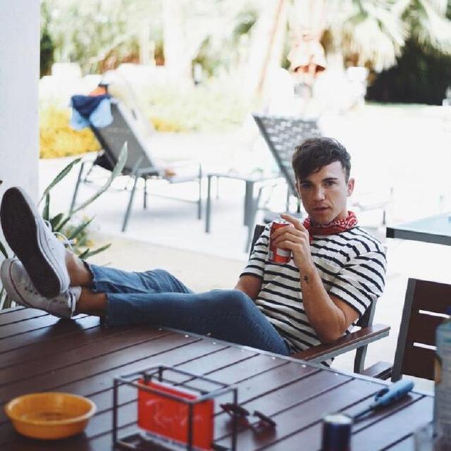 变身夏日街头潮男,这三款时髦单品更加分 变身夏日街头潮男,这三款时髦单品更加分