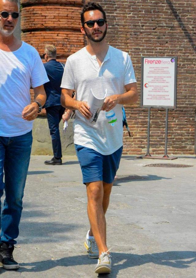 这件你都叫不出名字的上衣,夏天上身却超级有型 这件你都叫不出名字的上衣,夏天上身却超级有型