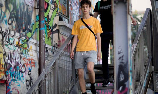 T恤有多种穿法,让你玩转这个夏季 T恤有多种穿法,让你玩转这个夏季