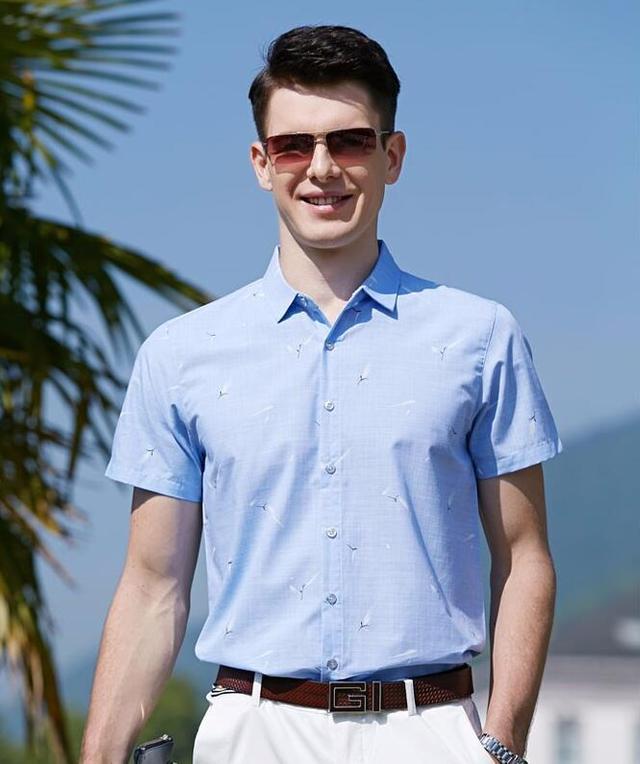 男人时尚的穿着打扮,简单休闲凸显自我 男人时尚的穿着打扮,简单休闲凸显自我