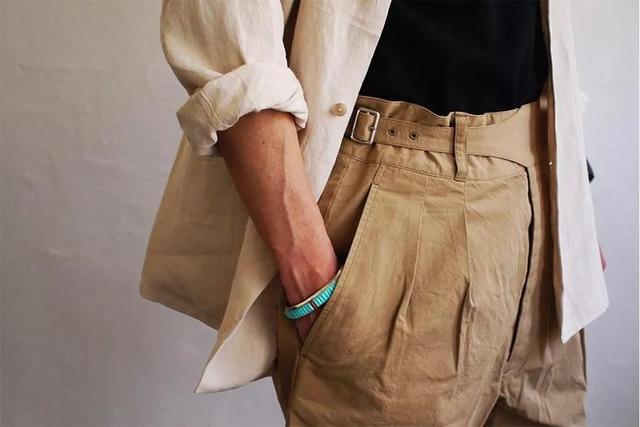 高温天不哭,用清凉短裤来降温 高温天不哭,用清凉短裤来降温