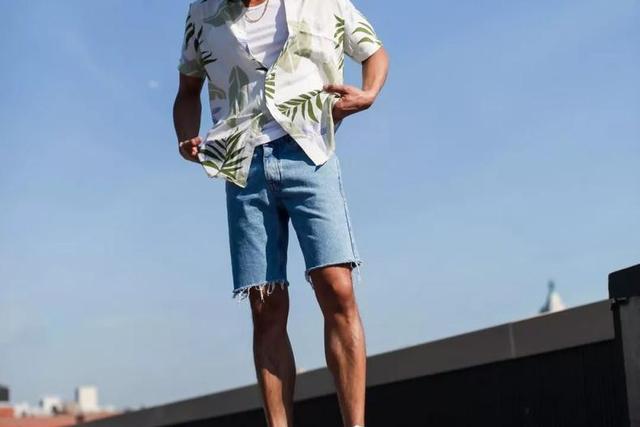 高温天不哭,用清凉短裤来降温 高温天不哭,用清凉短裤来降温