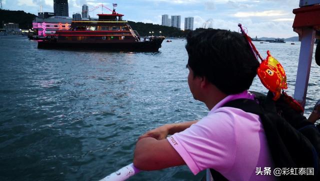 泰国海上人妖公主号游船 泰国海上人妖公主号游船