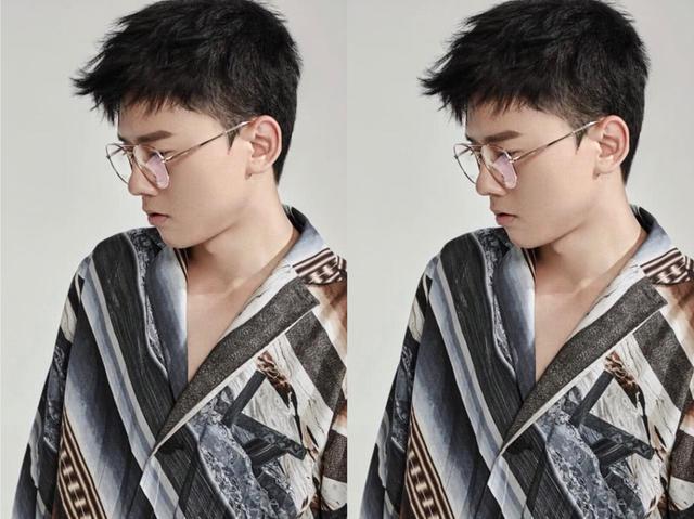 演唱会展露肌肉的张杰,真不是一般的帅 演唱会展露肌肉的张杰,真不是一般的帅